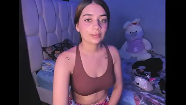 KittyKlum online show from February 2025 11:09:01 PM