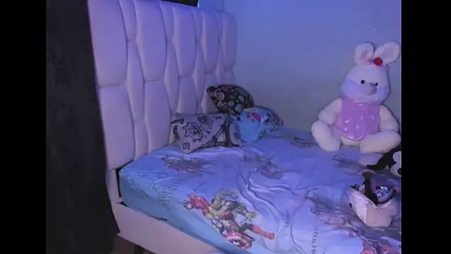 KittyKlum online show from February 2025 10:53:01 PM