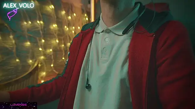 Snapshot of alex-volo chatting on January 2025 12:20:01 AM alex-volo online show from January 2025 12:20:01 AM