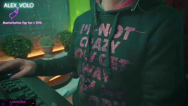 Snapshot of alex-volo chatting on January 2025 08:08:02 AM alex-volo online show from January 2025 08:08:02 AM