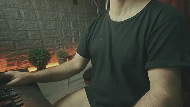 Snapshot of alex-volo chatting on October 2025 03:20:02 AM alex-volo online show from October 2025 03:20:02 AM