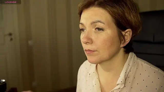 Snapshot of Katherine_Fox chatting on December 2024 02:23:02 PM Katherine Fox online show from December 2024 02:23:02 PM