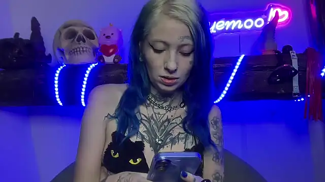 Snapshot of coyemoo chatting on February 2025 12:47:01 PM coyemoo online show from February 2025 12:47:01 PM