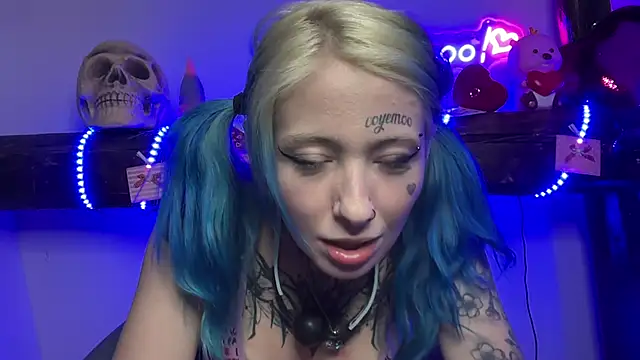 Snapshot of coyemoo chatting on February 2025 11:13:01 PM coyemoo online show from February 2025 11:13:01 PM