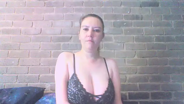 EksJouneMwah online show from September 2025 09:23:02 AM