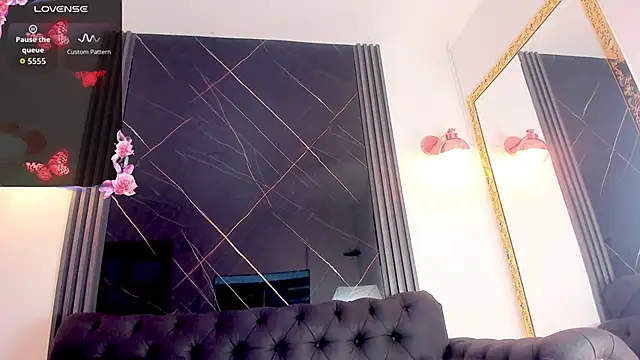 Snapshot of EvaaLovia1 chatting on November 2025 02:01:01 PM EvaaLovia1 online show from November 2025 02:01:01 PM