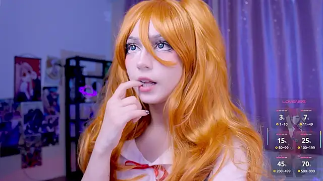 Snapshot of Carolina_Leep chatting on September 2025 03:11:02 PM Carolina Leep online show from September 2025 03:11:02 PM