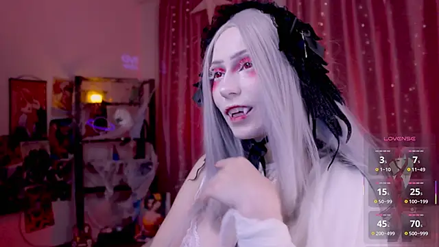 Carolina Leep online show from October 2025 01:46:02 PM