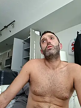 Snapshot of longthicknslick chatting on October 2025 03:34:01 PM longthicknslick online show from October 2025 03:34:01 PM