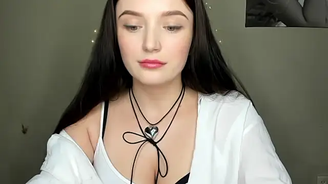 Snapshot of EvaaMillerr99 chatting on December 2024 09:52:02 PM EvaaMillerr99 online show from December 2024 09:52:02 PM