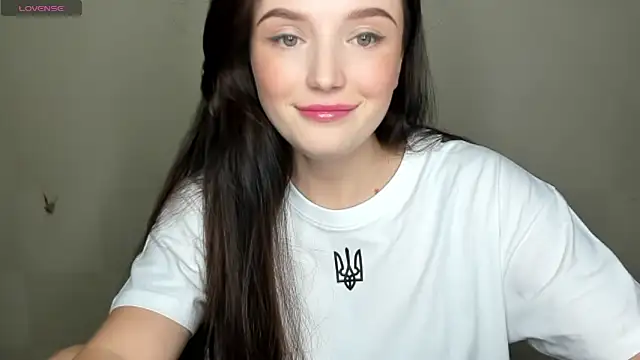 Snapshot of EvaaMillerr99 chatting on December 2024 10:16:01 PM EvaaMillerr99 online show from December 2024 10:16:01 PM