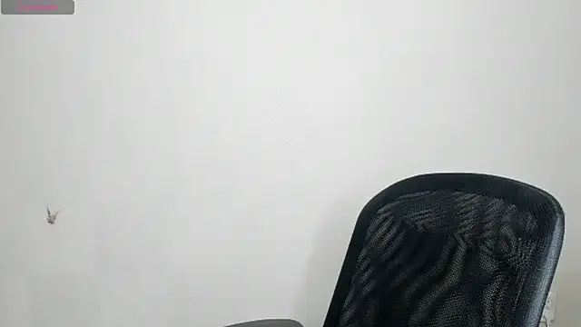 Snapshot of EvaaMillerr99 chatting on January 2025 01:49:01 PM EvaaMillerr99 online show from January 2025 01:49:01 PM