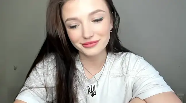 Snapshot of EvaaMillerr99 chatting on March 2025 01:56:02 PM EvaaMillerr99 online show from March 2025 01:56:02 PM