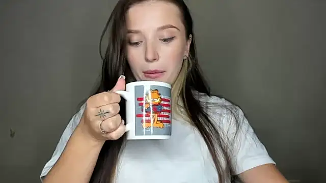 Snapshot of EvaaMillerr99 chatting on September 2025 11:59:01 AM EvaaMillerr99 online show from September 2025 11:59:01 AM