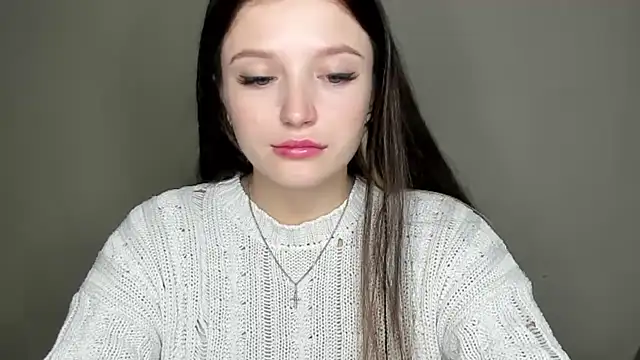 Snapshot of EvaaMillerr99 chatting on October 2025 12:05:02 PM EvaaMillerr99 online show from October 2025 12:05:02 PM