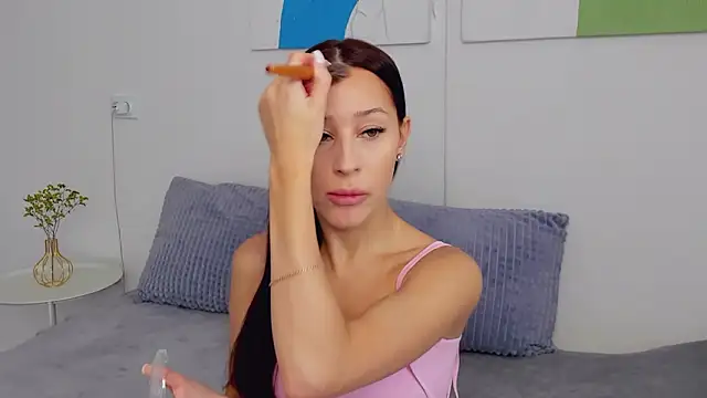 SelenaRousey online show from February 2026 06:52:01 AM