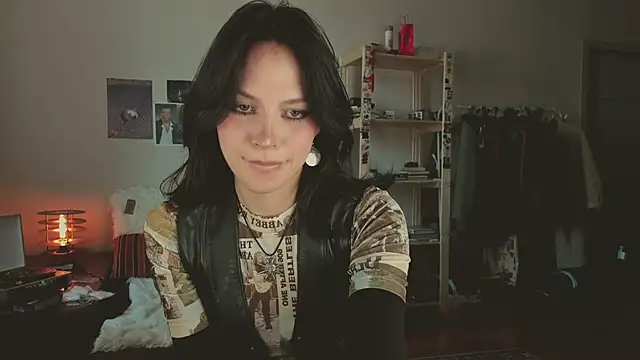 Niky  Jess online show from April 2026 01:38:01 PM