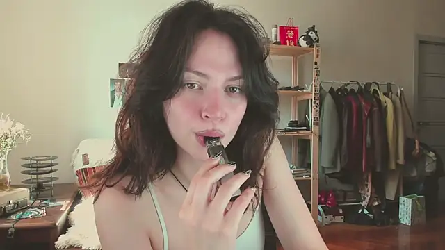 Niky  Jess online show from July 2026 05:42:02 AM