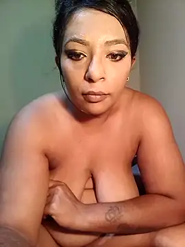 Snapshot of indianstormxo_ chatting on February 2025 01:22:01 PM indianstormxo online show from February 2025 01:22:01 PM