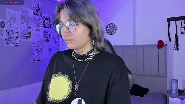 Snapshot of SukiFuyu_ chatting on March 2025 12:26:01 PM SukiFuyu online show from March 2025 12:26:01 PM