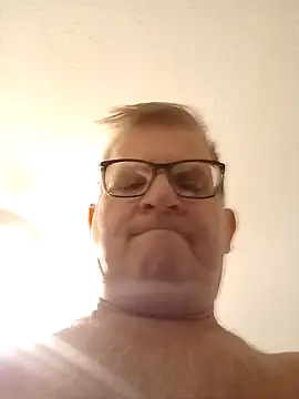 Snapshot of J83560Jason chatting on October 2025 04:15:02 PM J83560Jason online show from October 2025 04:15:02 PM