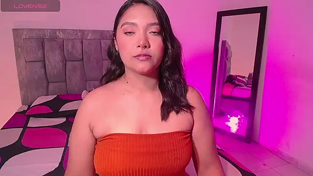 DIANEE 01 online show from January 2026 10:56:02 PM