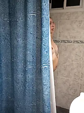 Snapshot of solangeyaelok1 chatting on January 2025 01:53:02 AM solangeyaelok1 online show from January 2025 01:53:02 AM