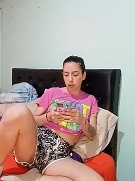 Snapshot of solangeyaelok1 chatting on September 2025 01:55:02 AM solangeyaelok1 online show from September 2025 01:55:02 AM