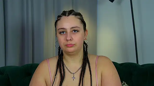 Snapshot of MaryMurray chatting on November 2025 07:54:01 AM MaryMurray online show from November 2025 07:54:01 AM