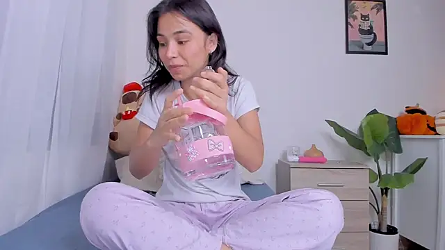 Snapshot of Adriennesexxx chatting on October 2025 07:42:02 PM Adriennesexxx online show from October 2025 07:42:02 PM