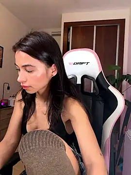 Snapshot of Adriennesexxx chatting on January 2026 02:54:02 PM Adriennesexxx online show from January 2026 02:54:02 PM