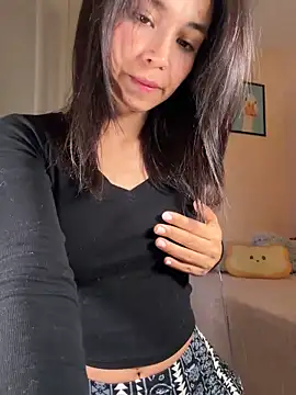 Snapshot of Adriennesexxx chatting on February 2026 06:04:01 PM Adriennesexxx online show from February 2026 06:04:01 PM