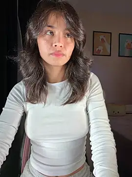 Snapshot of Adriennesexxx chatting on February 2026 10:44:01 PM Adriennesexxx online show from February 2026 10:44:01 PM