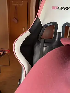 Adriennesexxx online show from March 2026 06:13:01 PM