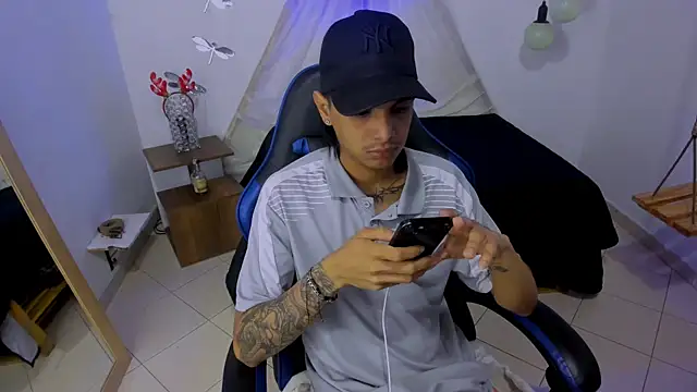 Snapshot of Brand_habes chatting on January 2026 04:38:01 AM Brand habes online show from January 2026 04:38:01 AM