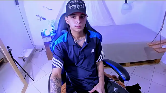 Snapshot of Brand_habes chatting on February 2026 06:21:02 AM Brand habes online show from February 2026 06:21:02 AM