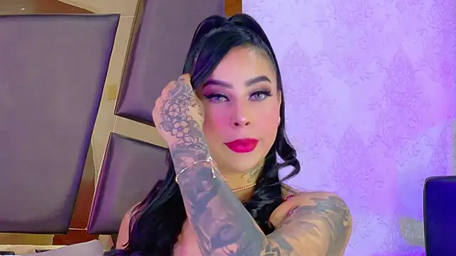 GiahDaniels online show from February 2026 09:30:02 AM