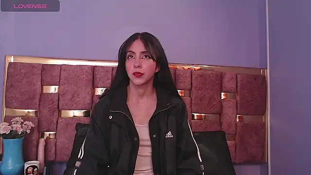 Snapshot of ling_ling24 chatting on February 2025 03:13:01 AM ling ling24 online show from February 2025 03:13:01 AM