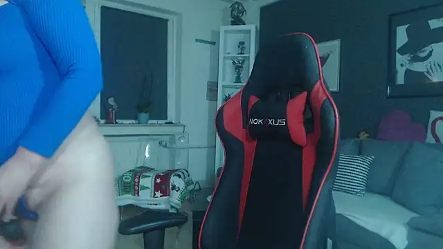 Snapshot of EiskalterEngel74 chatting on December 2024 07:11:02 PM EiskalterEngel74 online show from December 2024 07:11:02 PM