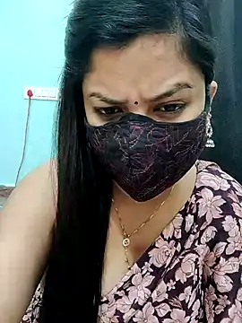 Snapshot of payal_sharma1 chatting on March 2025 01:07:02 PM payal sharma1 online show from March 2025 01:07:02 PM