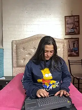 Snapshot of KataleyaStiward chatting on November 2025 01:01:02 PM KataleyaStiward online show from November 2025 01:01:02 PM