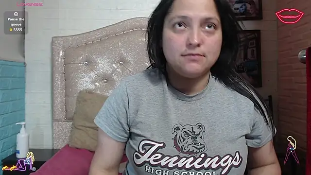 Snapshot of KataleyaStiward chatting on November 2025 02:06:02 PM KataleyaStiward online show from November 2025 02:06:02 PM