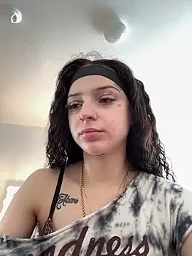 exoticmisfitt online show from January 2026 08:51:02 PM