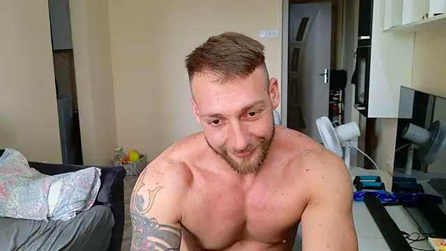 Snapshot of Alusca chatting on July 2026 07:03:02 AM Alusca online show from July 2026 07:03:02 AM