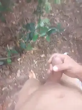 thalles01464 online show from February 2026 06:04:01 PM