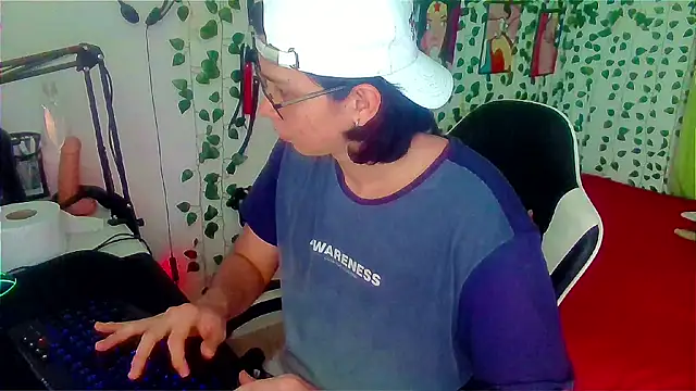 Andy gray online show from June 2026 04:06:01 PM