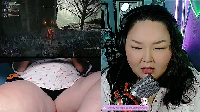 Snapshot of EmGreens chatting on September 2025 02:27:01 AM EmGreens online show from September 2025 02:27:01 AM