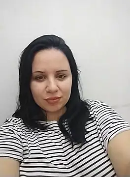 Snapshot of AdelinaJude chatting on October 2025 11:57:01 PM AdelinaJude online show from October 2025 11:57:01 PM