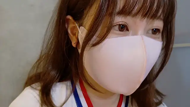 Snapshot of tsukuyomityan1 chatting on September 2025 06:48:02 AM tsukuyomityan1 online show from September 2025 06:48:02 AM