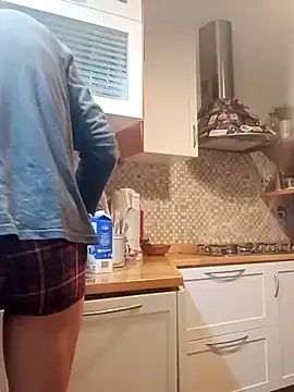 Snapshot of Frabox65 chatting on January 2025 06:12:01 AM Frabox65 online show from January 2025 06:12:01 AM